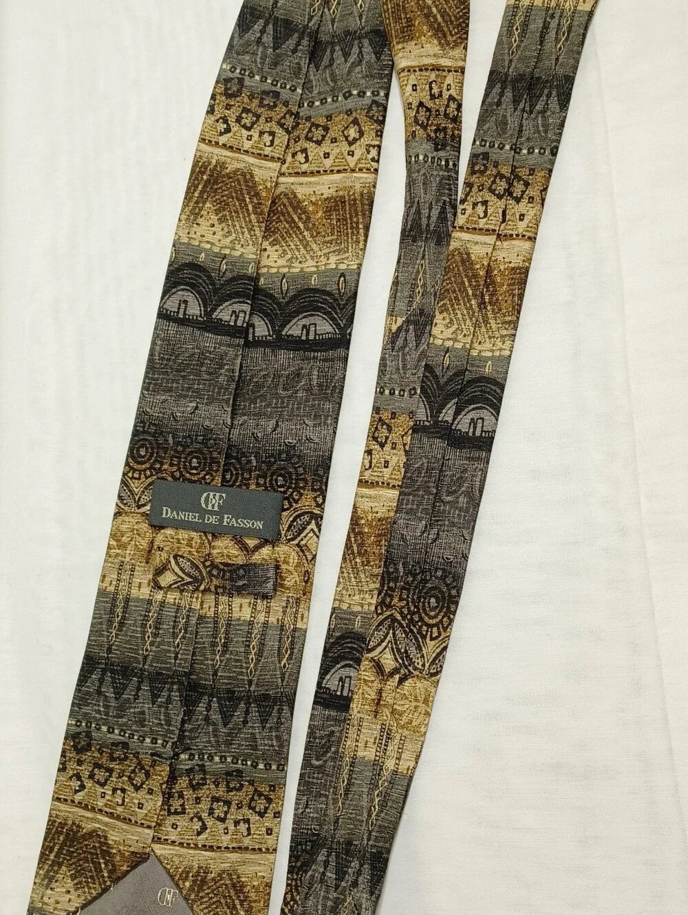 Daniel de Fasson Patterned 100% Silk Tie in Gold and Black